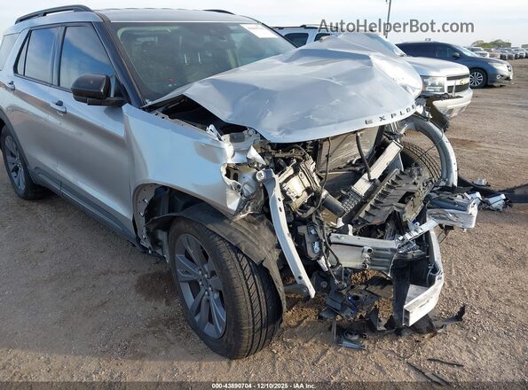 1FMSK7DHXNGC15360 2022 FORD FORD EXPLORER Silver 