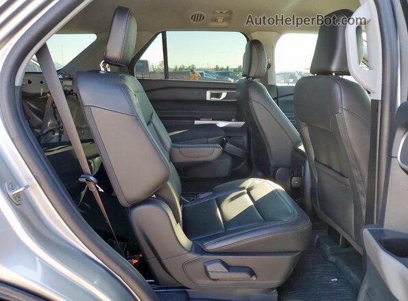 1FMSK8DH9RGA69819 2024 FORD FORD EXPLORER Silver უკანა სალონის ხედი