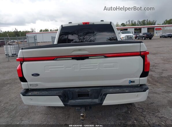 1FT6W1EV2NWG03216 2022 FORD F-150 LIGHTNING White 