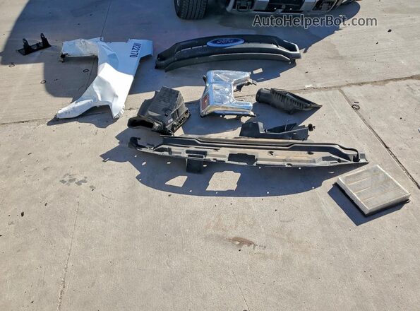 1FT7W2B63NEC67217 2022 FORD F250 White Engine compartment view