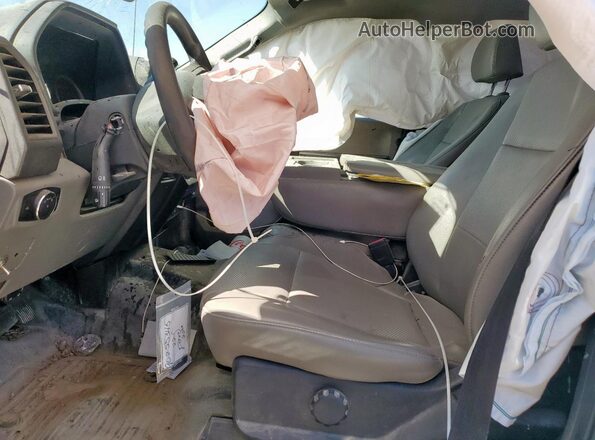 1FT7W2B64NEE90589 2022 FORD F250 White Front interior view