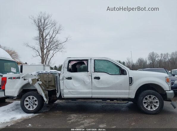 1FT7W2B66NEG43179 2022 FORD F-250 White Widok wnętrza z tyłu