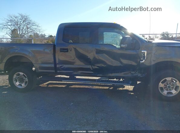 1FT7W2B68JEB24628 2018 FORD F-250 Gray 