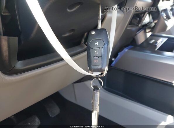 1FT7W2B68JEB24628 2018 FORD F-250 Gray 
