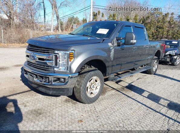 1FT7W2B68JEB24628 2018 FORD F-250 Gray 