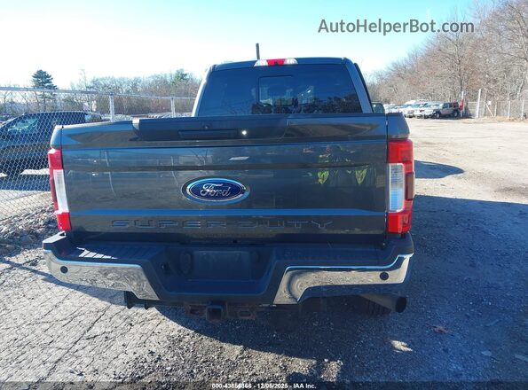 1FT7W2B68JEB24628 2018 FORD F-250 Gray 