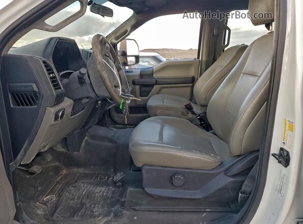 1FT7W2B69NEC14392 2022 FORD F250 White Սալոնի դիմացի տեսք