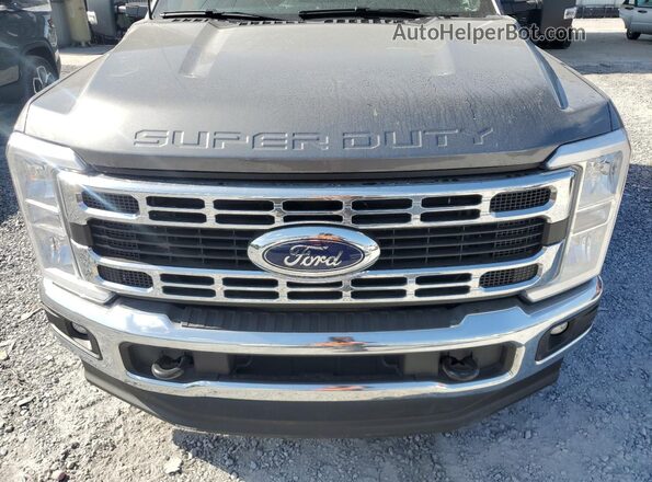 1FT7W2BT4REF68994 2024 FORD F250 Gray Widok wnętrza z tyłu