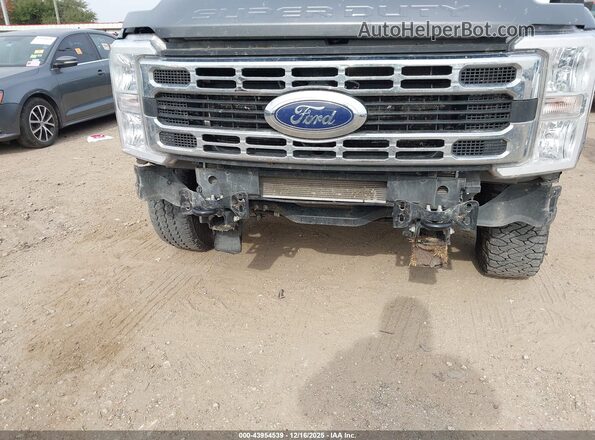 1FT7W2BT4SEC53277 2025 FORD F-250 Gray Widok z przodu