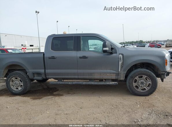 1FT7W2BT4SEC53277 2025 FORD F-250 Gray Widok wnętrza 360 stopni