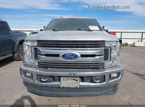 1FT7W2BT5KED10568 2019 FORD F-250 Silver Vista interior trasera