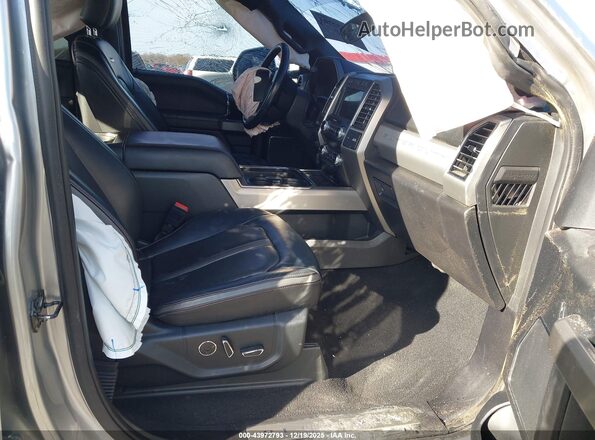 1FT7W2BT6LEE49464 2020 FORD F-250 Silver Front interior view