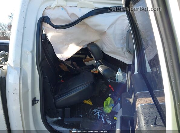 1FT7W2BT9JEC51149 2018 FORD F-250 White 