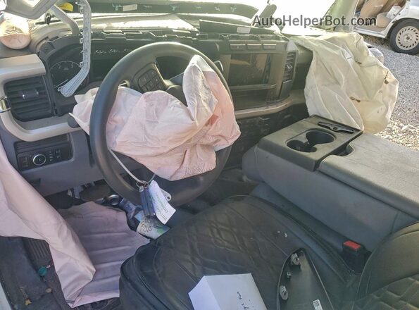1FT7W2BT9REF23419 2024 FORD F250 White Вид панелі приладів