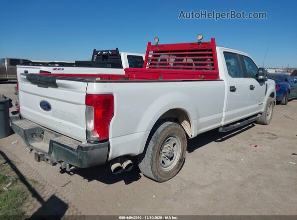 1FT7W3AT9JEC70663 2018 FORD F350 White 