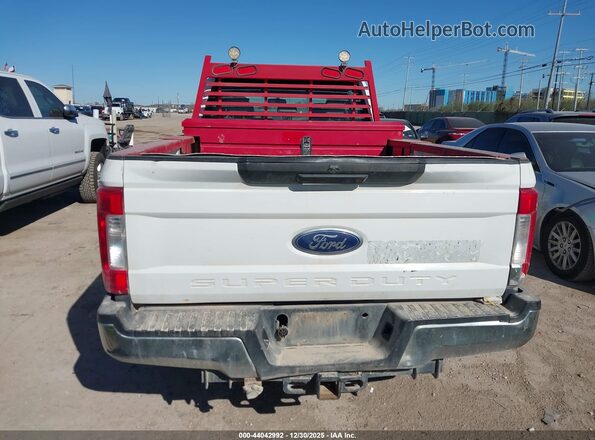1FT7W3AT9JEC70663 2018 FORD F350 White 
