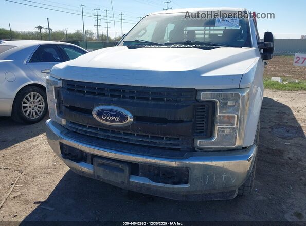 1FT7W3AT9JEC70663 2018 FORD F350 White 
