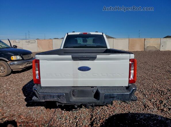 1FT7X2AA1REF28076 2024 FORD F250 White Rear view