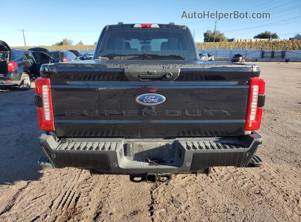 1FT8W2BT3RED28064 2024 FORD F250 Black Widok z tyłu