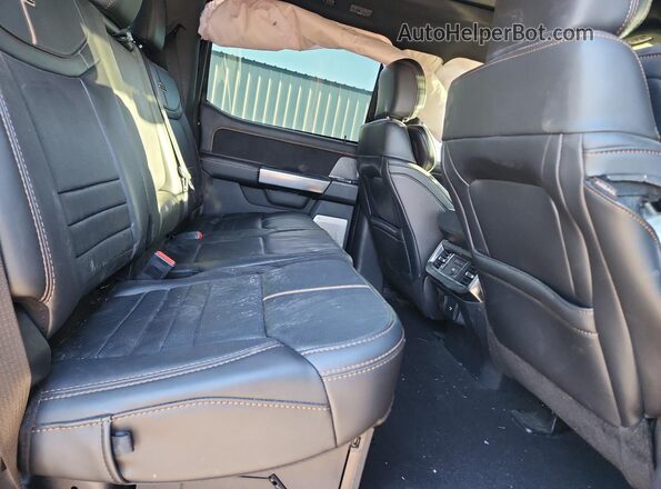1FT8W2BTXREF95914 2024 FORD F250 Black Widok tylnych siedzeń