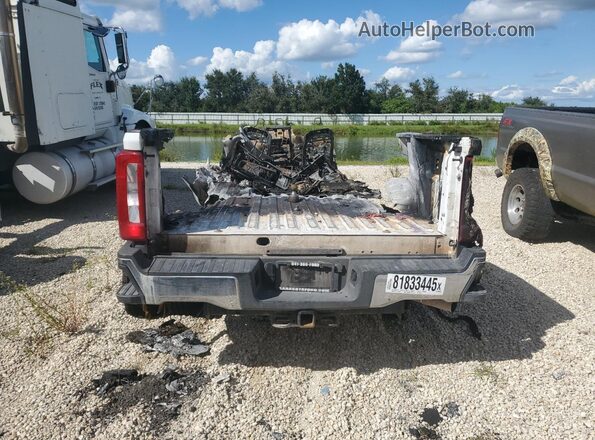 1FT8W3DN4REC00923 2024 FORD F350 White Вид ззаду