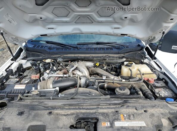 1FT8W3DT3RED94844 2024 FORD F350 White Vista interior trasera