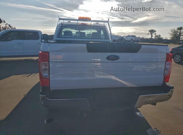1FTBF2A60NED45920 2022 FORD F250 White Widok z tyłu
