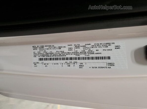 1FTBF2BA3PED00055 2023 FORD F250 White ძრავის განყოფილების ხედი