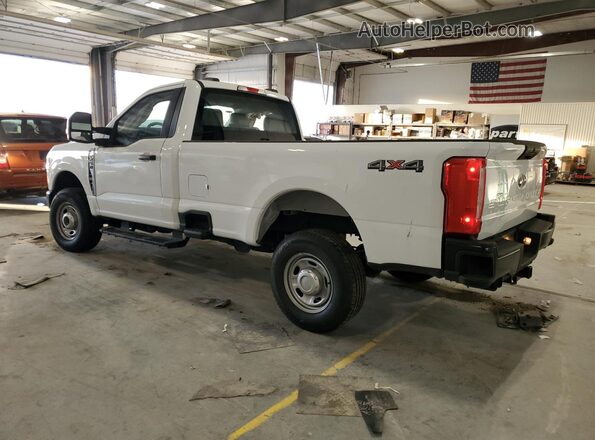 1FTBF2BA3PED00055 2023 FORD F250 White უკანა მარცხენა