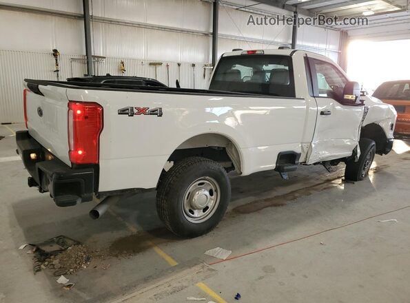 1FTBF2BA3PED00055 2023 FORD F250 White უკანა მარჯვენა