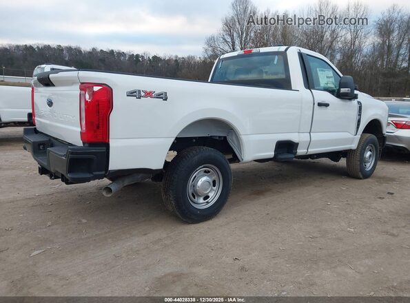 1FTBF2BA4REC63164 2024 FORD F-250 Белый Задняя левая четверть