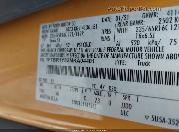 1FTBR1Y82MKA04401 2021 FORD TRANSIT-250 Yellow Vista del compartimento del motor