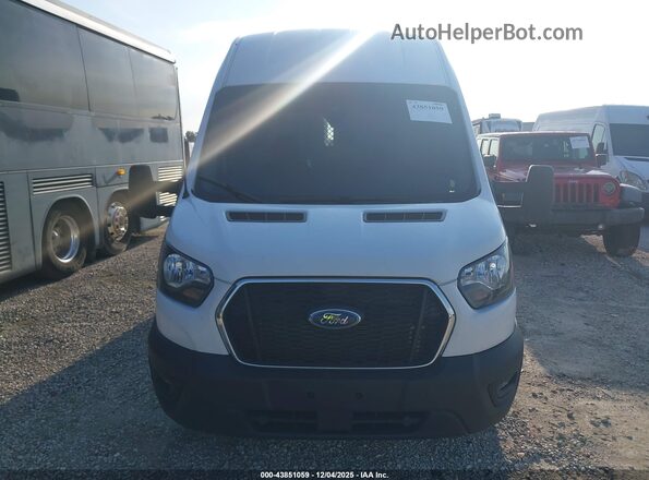 1FTBW3UG5RKA95821 2024 FORD TRANSIT-350 White Սալոնի հետևի տեսք