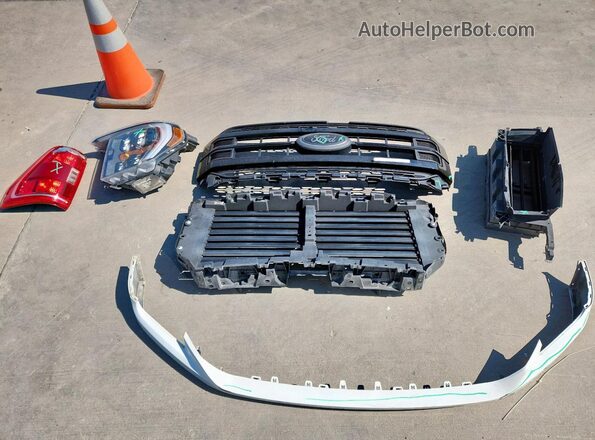 1FTEW1CP7NFB89835 2022 FORD F150 White Вид підкапотного простору