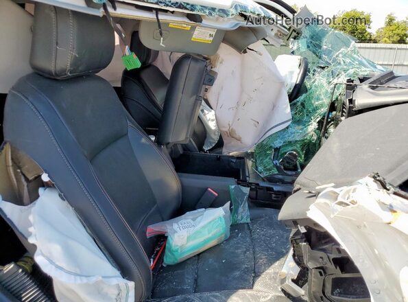 1FTFW1E86NFC10345 2022 FORD F150 White Front interior view