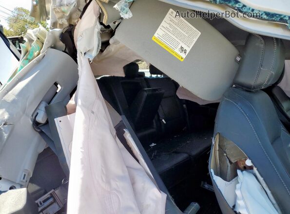 1FTFW1E86NFC10345 2022 FORD F150 White Rear seats view