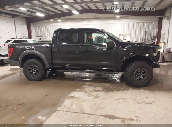 1FTFW1RG7NFA07644 2022 FORD F150 Black 360 interior view