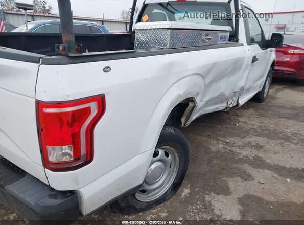 1FTMF1C83HKE49230 2017 FORD F150 White Вид спереду