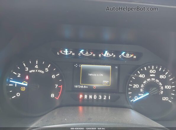 1FTMF1C83HKE49230 2017 FORD F150 White Вид задніх сидінь