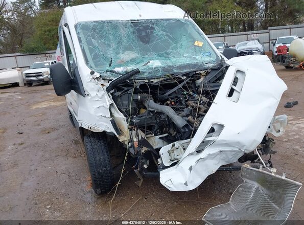 1FTYE2CM6HKB32050 2017 FORD TRANSIT-150 White Front view