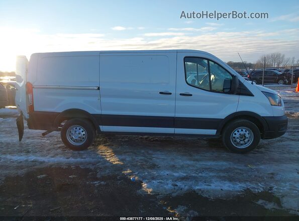1FTYE2Y85RKB17441 2024 FORD TRANSIT-150 White Սալոնի հետևի տեսք