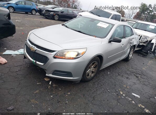 1G11B5SA5GF121575 2016 CHEVROLET MALIBU Silver Vista tres cuartos delantera izquierda