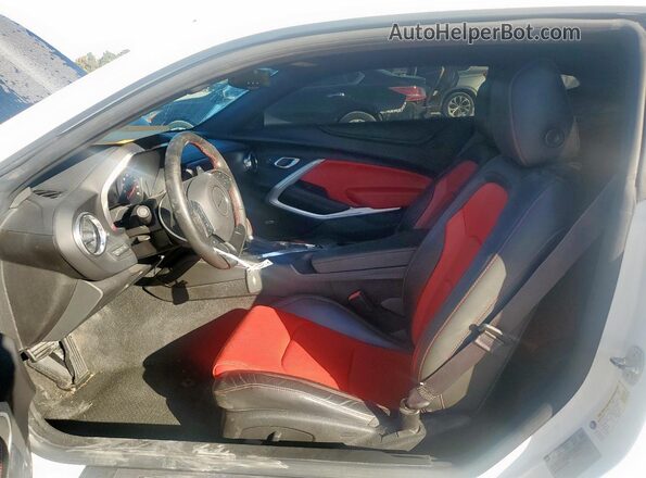 1G1FD1RS7G0180489 2016 CHEVROLET CAMARO Two Tone Widok wnętrza z przodu