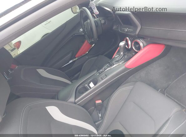 1G1FF1R74N0132919 2022 CHEVROLET CAMARO Black Widok wnętrza z przodu