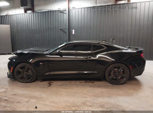 1G1FH1R73J0185681 2018 CHEVROLET CAMARO Black 