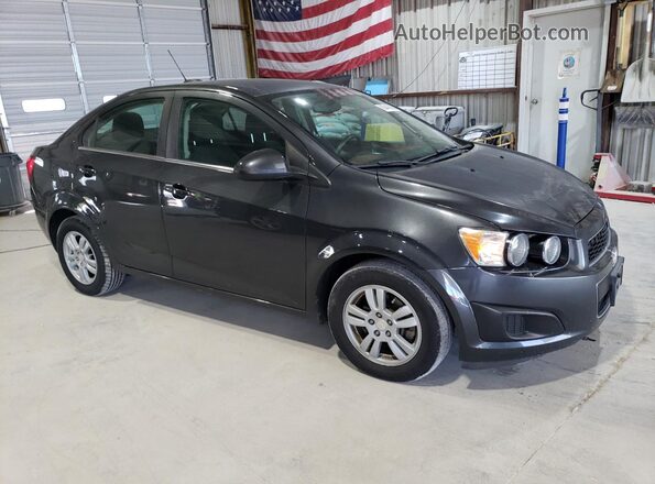 1G1JC5SH1G4133941 2016 CHEVROLET SONIC Gray Front right