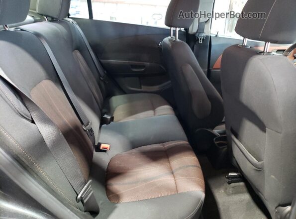 1G1JC5SH1G4133941 2016 CHEVROLET SONIC Gray Rear seats view