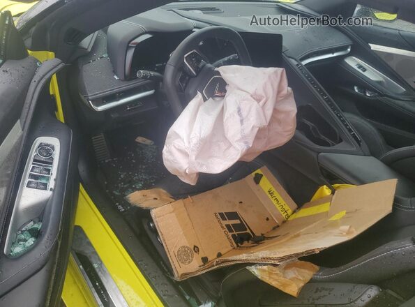 1G1YB3D45R5103273 2024 CHEVROLET CORVETTE Yellow Vista del salpicadero
