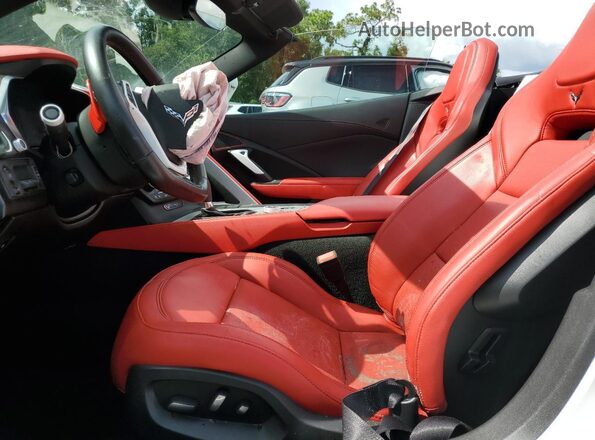 1G1YD3D75K5111769 2019 CHEVROLET CORVETTE White Front interior view