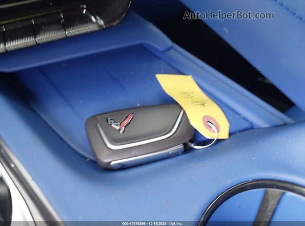 1G1YF3D36T5600769 2026 CHEVROLET CORVETTE Blue Widok deski rozdzielczej